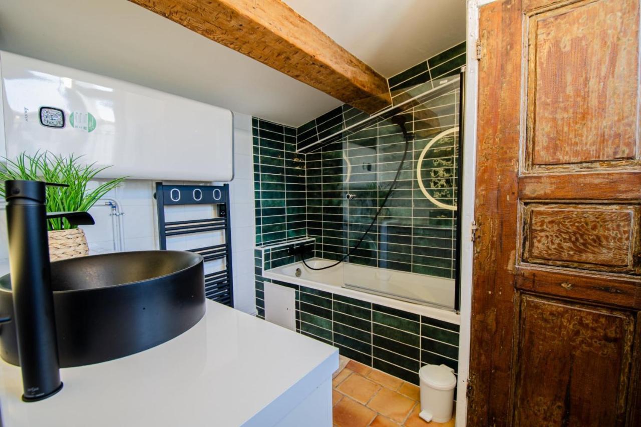 Appartement T2 Au Coeur D'ajaccio - Parking & Ac *